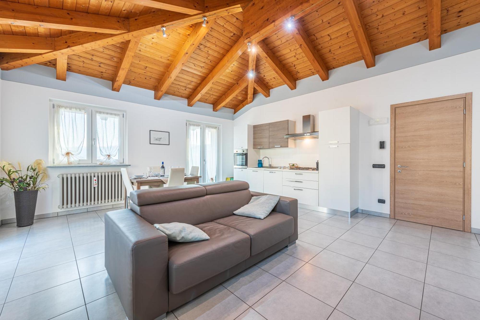 In Piazzetta Holiday Apartments, Barolo Eksteriør bilde