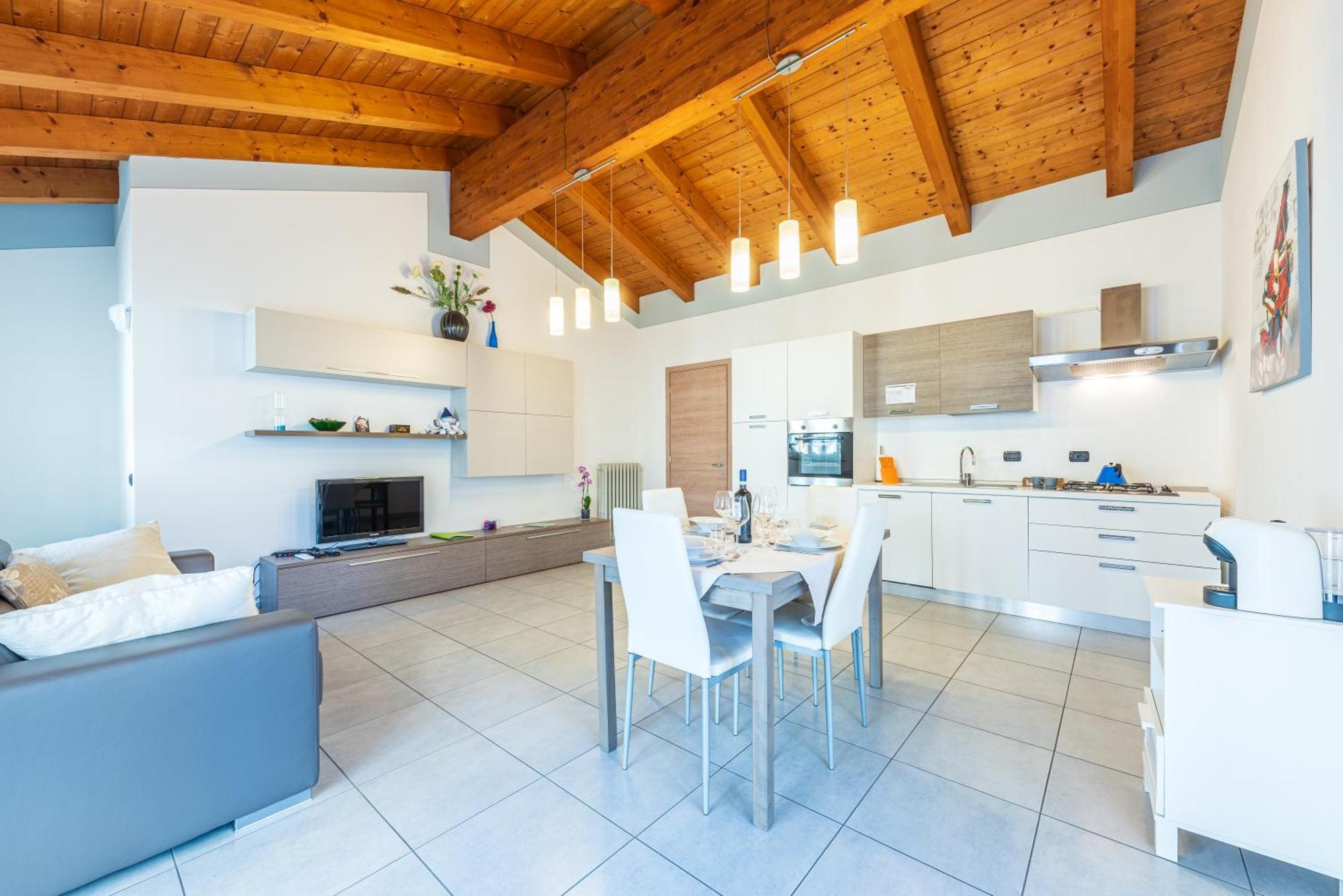 In Piazzetta Holiday Apartments, Barolo Eksteriør bilde